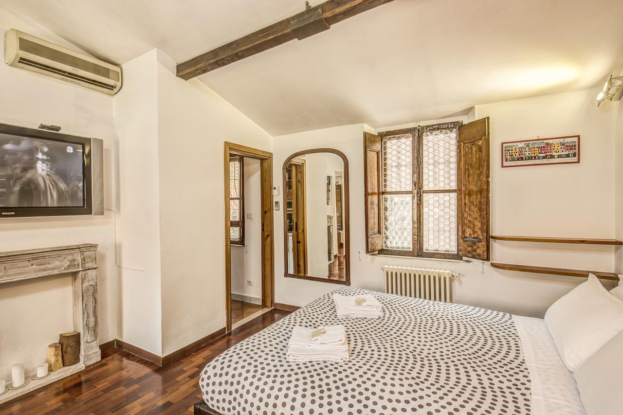 Homehouse Garofano - Rione Monti - Colosseum Rome Exterior photo
